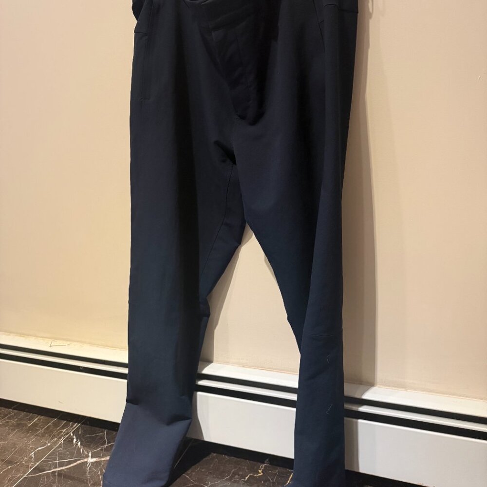 Lululemon New Venture Pant Men 34x32 Slim Tapered Fit Trouser Blue